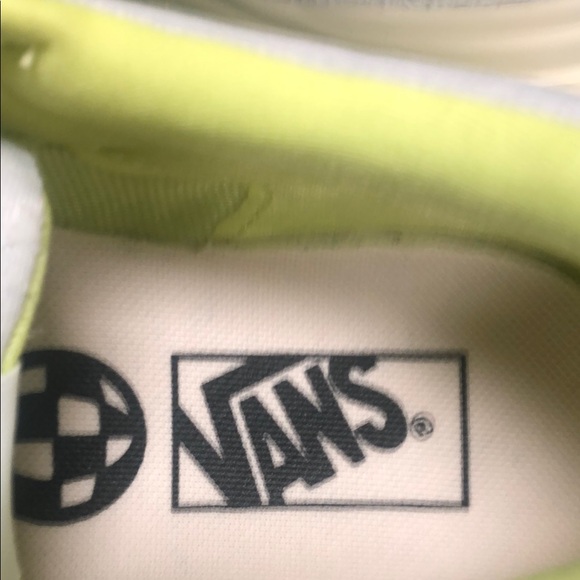 Vans Gray and Yellow Ultrarange Neo  Vr3 Sneakers with Chunky Design - Picture 2 of 7